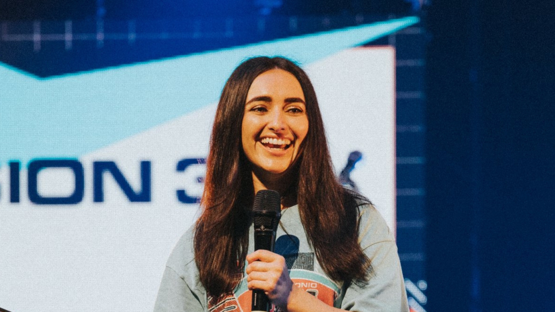 Layla Nahavandi Bio